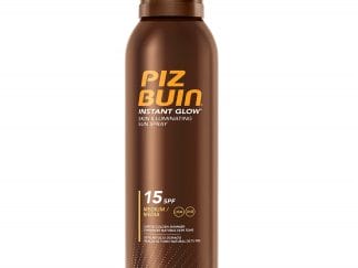 Piz Buin Instant Glow Skin Illuminating Sun Spray Spf15 Αντηλιακό Προσώπου, Σώματος με Χαμηλό Δείκτη Προστασίας 150ml