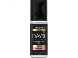 TRESemme Day 2 Curl Boosting Foam Αφρός για Μαλλιά με Μπούκλες για Ενυδάτωση, Φρεσκάρισμα & Όγκο 150ml