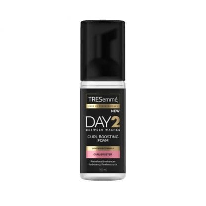 TRESemme Day 2 Curl Boosting Foam Αφρός για Μαλλιά με Μπούκλες για Ενυδάτωση, Φρεσκάρισμα & Όγκο 150ml