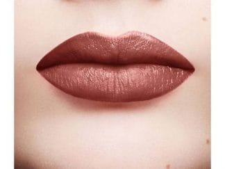 L'oreal Paris Color Riche Ενυδατικό Κραγιόν για Πλούσιο Χρώμα & Περιποίηση 1 Τεμάχιο - 106 Le Beige
