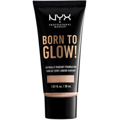 Nyx Born To Glow Naturally Radiant Foundation Χαρίζει Μέτρια Κάλυψη και Φυσικό Φωτεινό Αποτέλεσμα που Διαρκεί 30ml - Porcelain