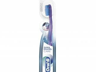 Oral-B Gum & Enamel Care Πολύ Μαλακή Χειροκίνητη Οδοντόβουρτσα 1Τεμάχιο - Μωβ - Γαλάζιο