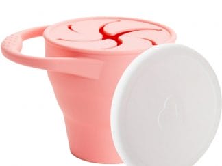 Munchkin C'est Silicone Snack Catcher With Lid 6m+ Παιδικό Πτυσσόμενο Δοχείο Σιλικόνης για Φαγητό με Λαβή 1 Τεμάχιο, Κωδ 90181 - Coral
